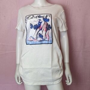 White Waffle Knit Queen High Heels Short Sleeve Graphic Tee